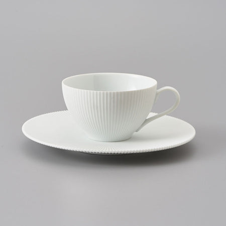 Arita White Brust Shinogi Tea Cup & Saucer (Riso Porcelain)